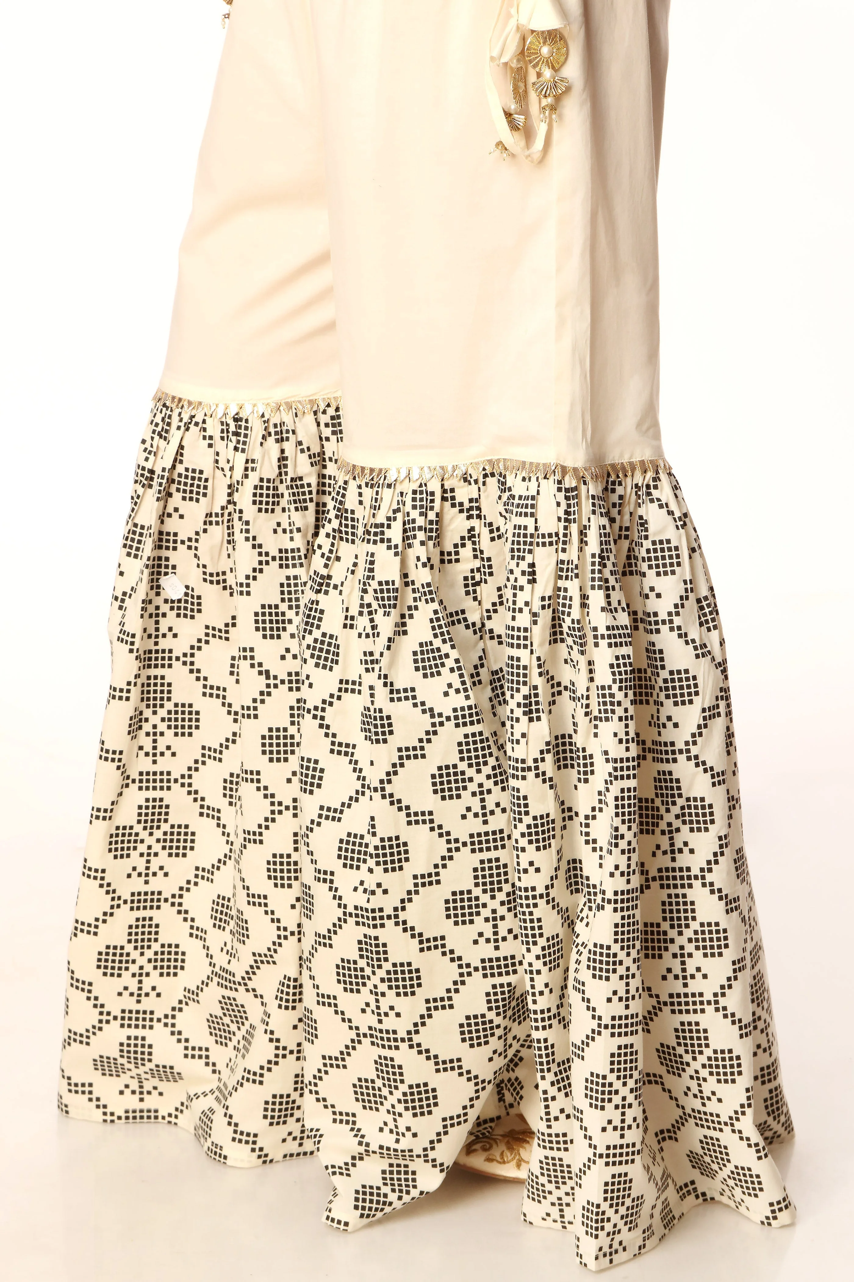 1 Piece Printed Cambric Gharara (CZ2573) - Image 3