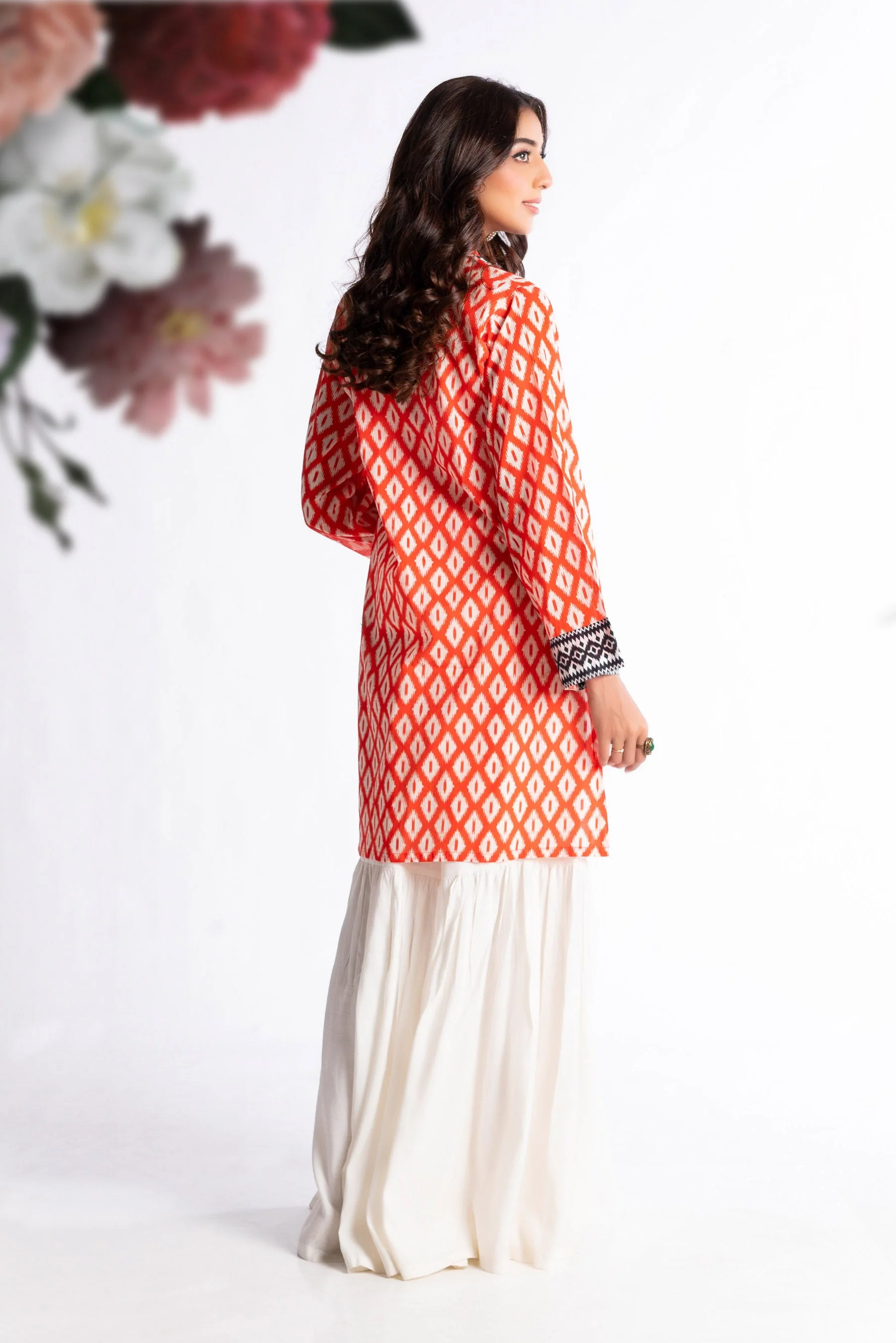 1 Piece Printed Lawn Shrug (TR0808) - Image 3